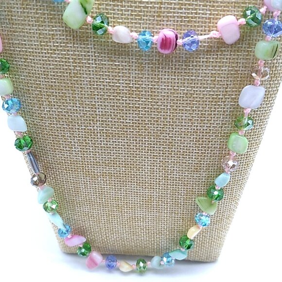 MOP + Faceted Pastel Multi-colored Beaded Necklace - Picture 7 of 15